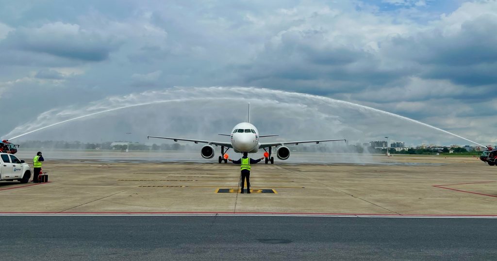 Thai-Smartlynx-Water-Cannon-Salute